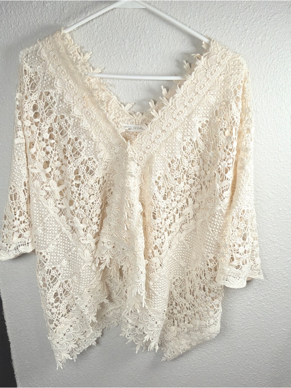 V-Neck Crochet Lace Tunic Top in Cream